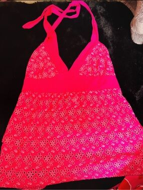 lipstick baby doll top